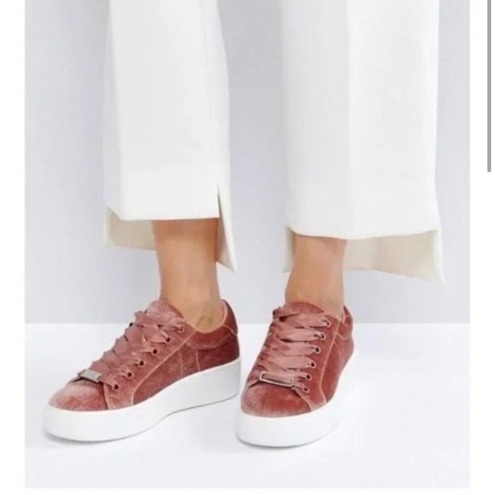 Steve Madden Blush Velvet Sneakers